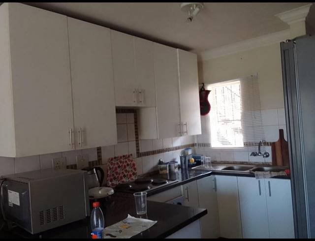 2 BEDROOM TOWNHOUSE FOR SALE IN THE ORCHARDS